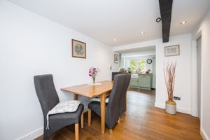 Kitchen / Breakfast Roomhen- click for photo gallery